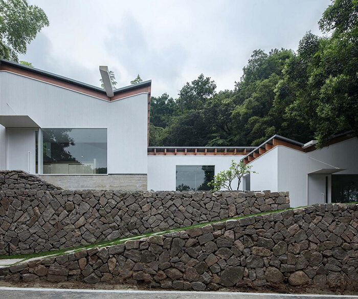 Reception on Three Terraces Hostel: Design Overview