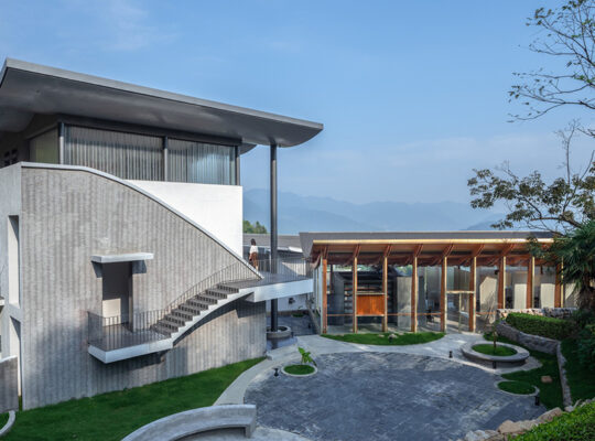 Reimagining the Roof: A Harmony of Nature and Architecture